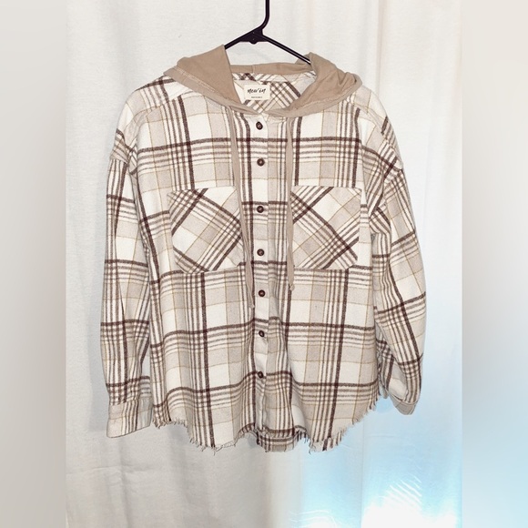 New In Tops - New In Hooded Flannel - Size Small
